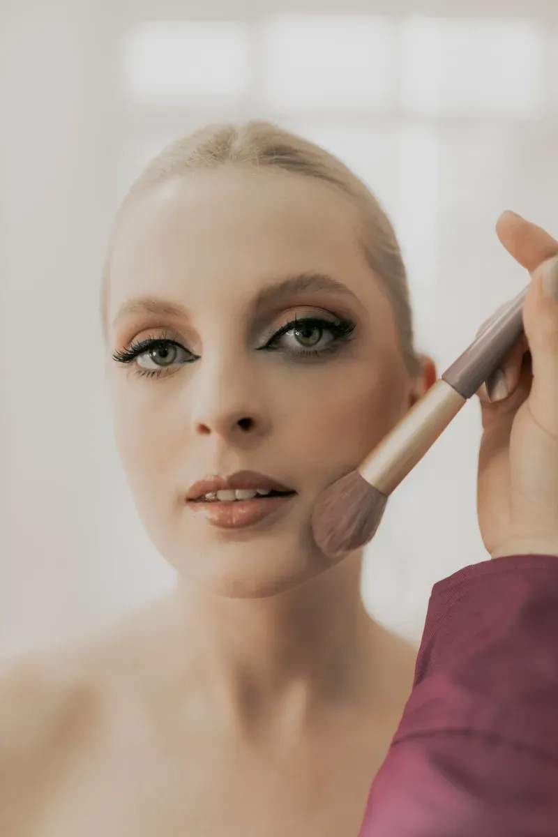 What to Expect During a Professional Makeup Appointment